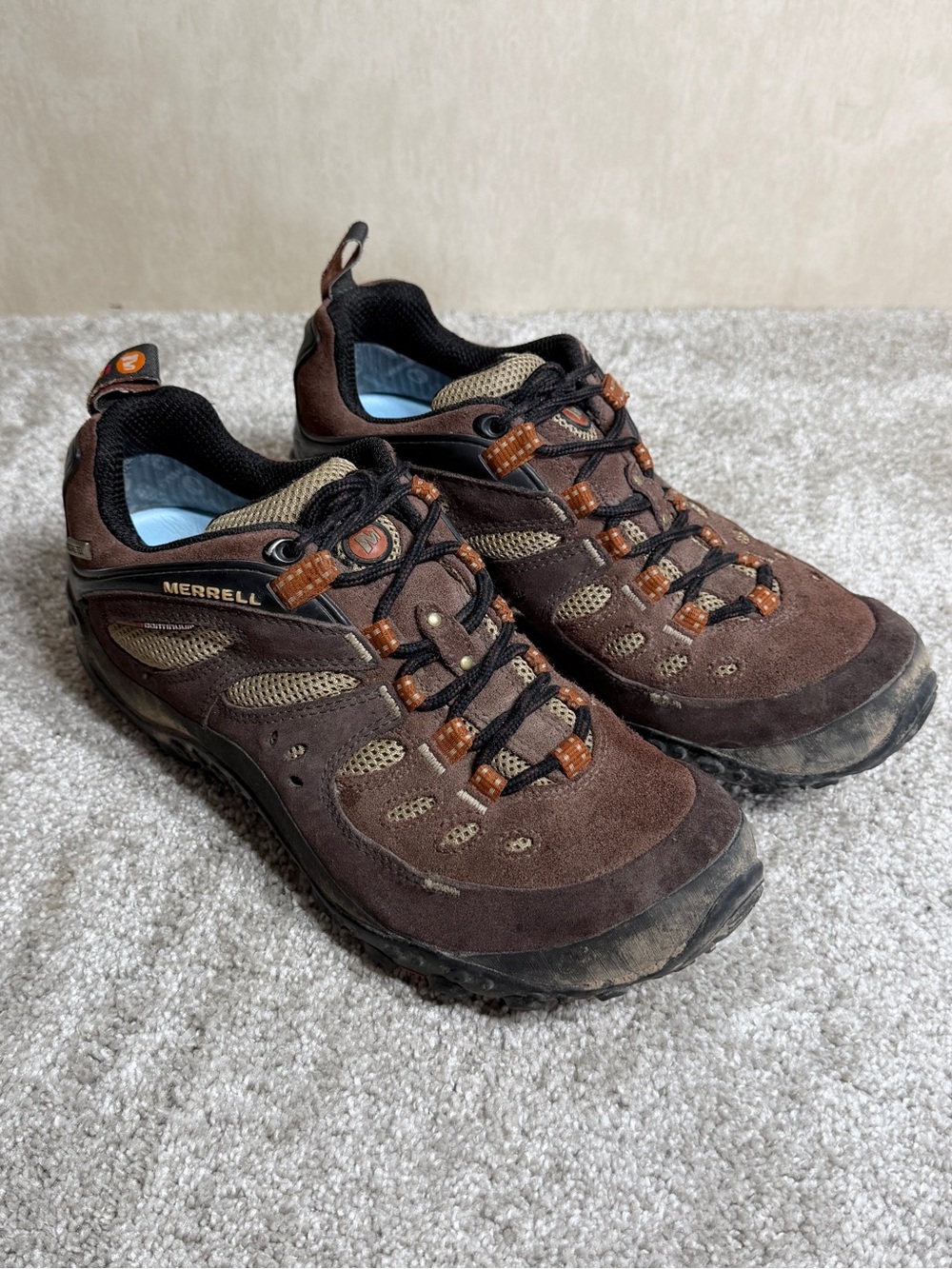Merrel Women’s Chameleon Arc Gore-Tex XCR Hiking Trail Shoes in Brown 8.5